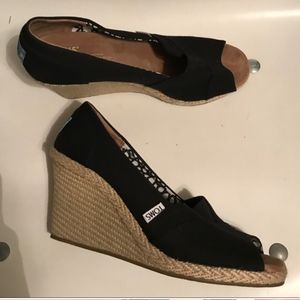 Toms canvas espadrilles wedge heels size 9